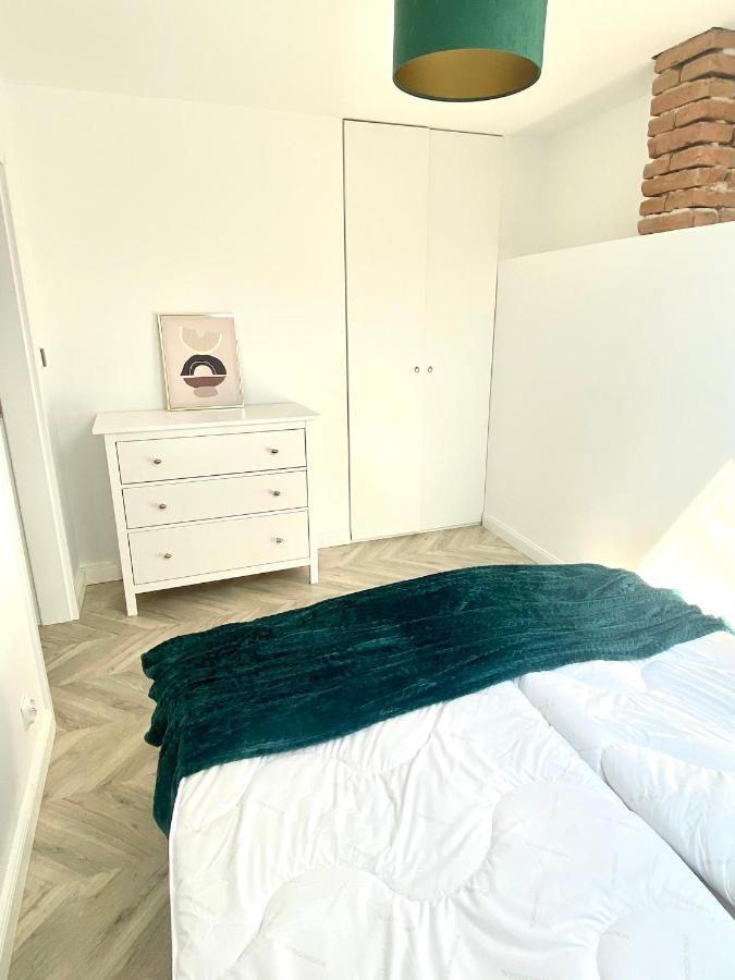 Apartament Sanok-Z Widokiem Na Rynek I Tarasem Exteriér fotografie